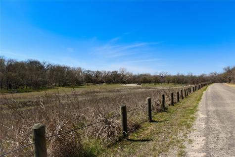 242 Iva Lane Bastrop TX 78602