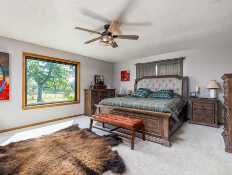 1045 Private Road 7005 Lexington TX 78947