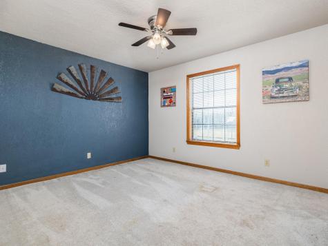 1045 Private Road 7005 Lexington TX 78947