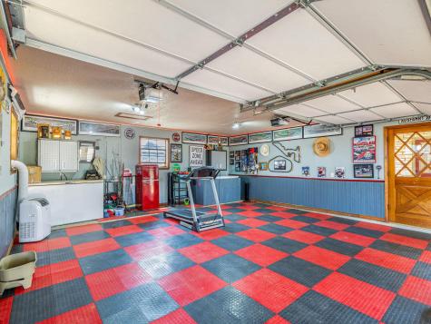 1045 Private Road 7005 Lexington TX 78947