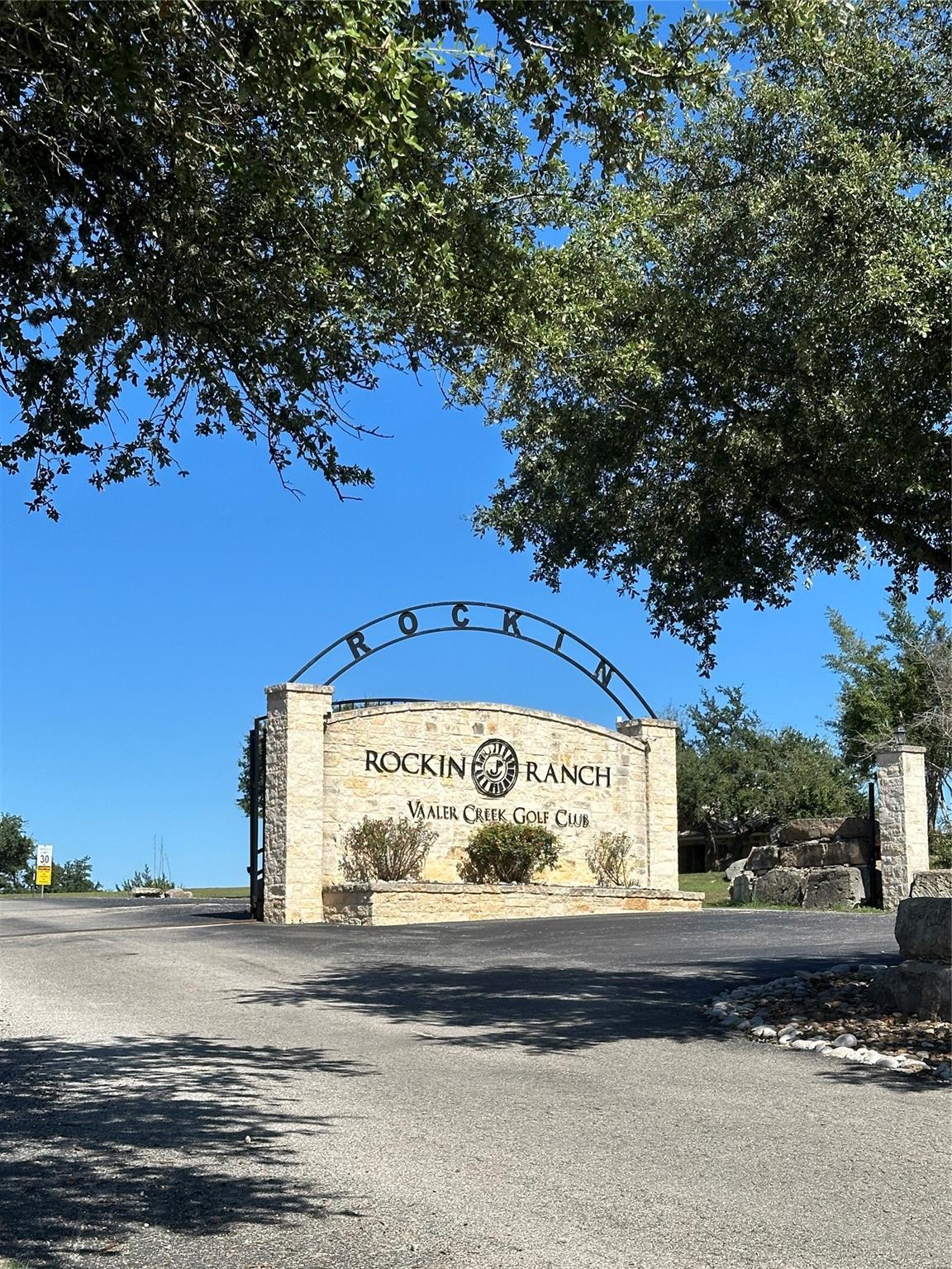 107 Bryan Marsh Blanco TX 78606