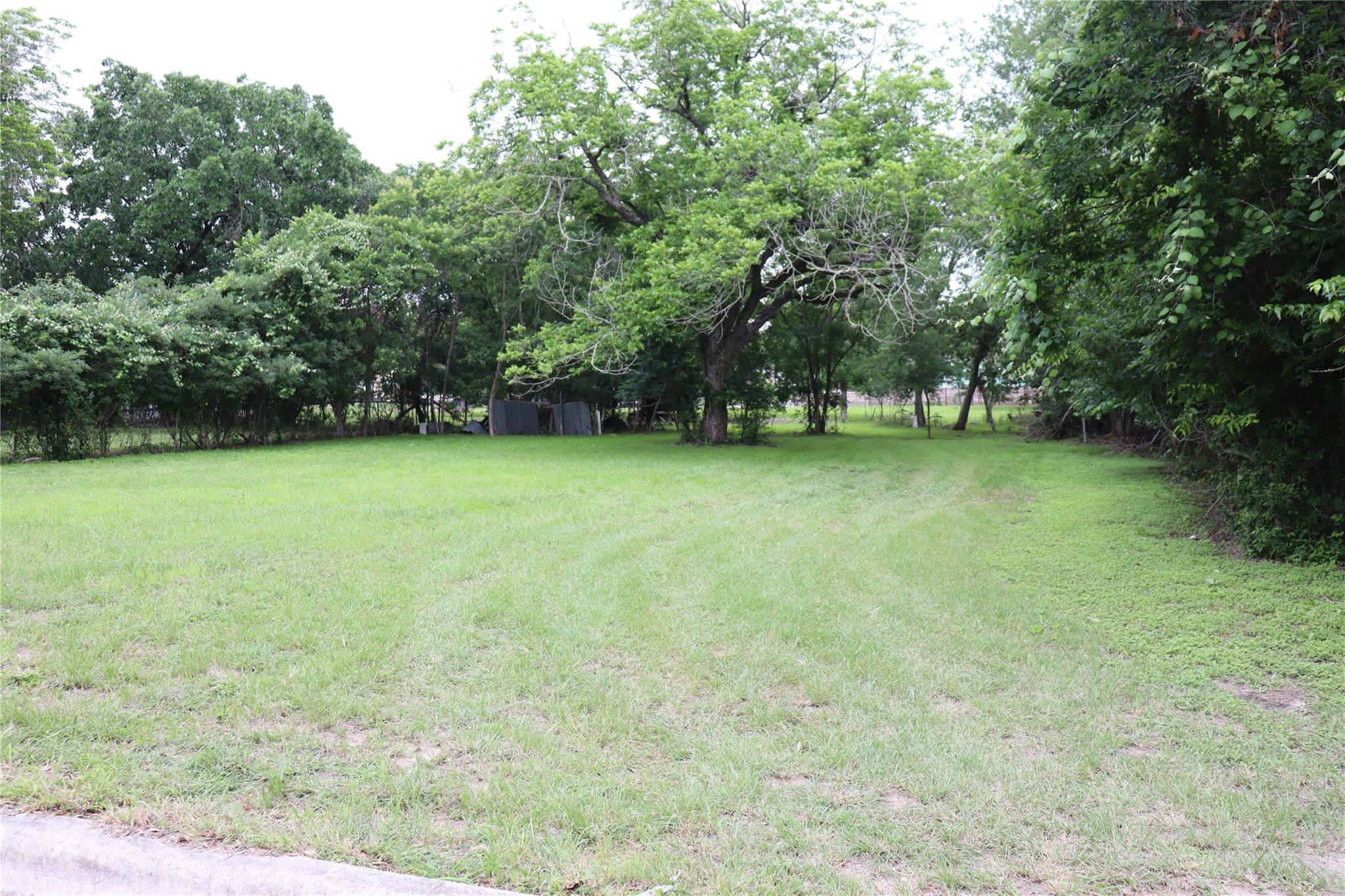 1006 Johnson Street Lockhart TX 78644