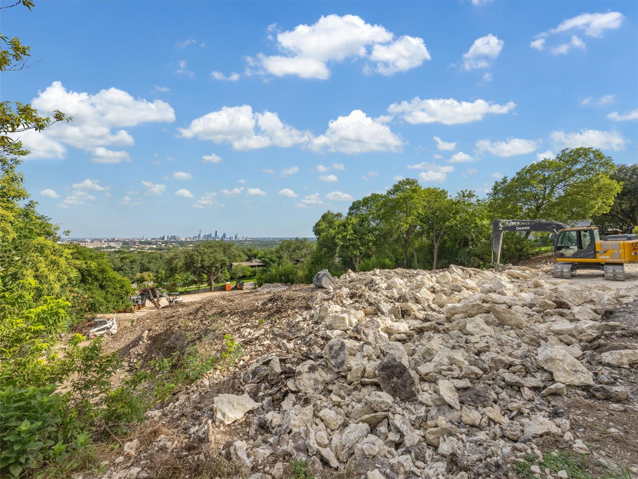 4616 Crestway Drive Austin TX 78731