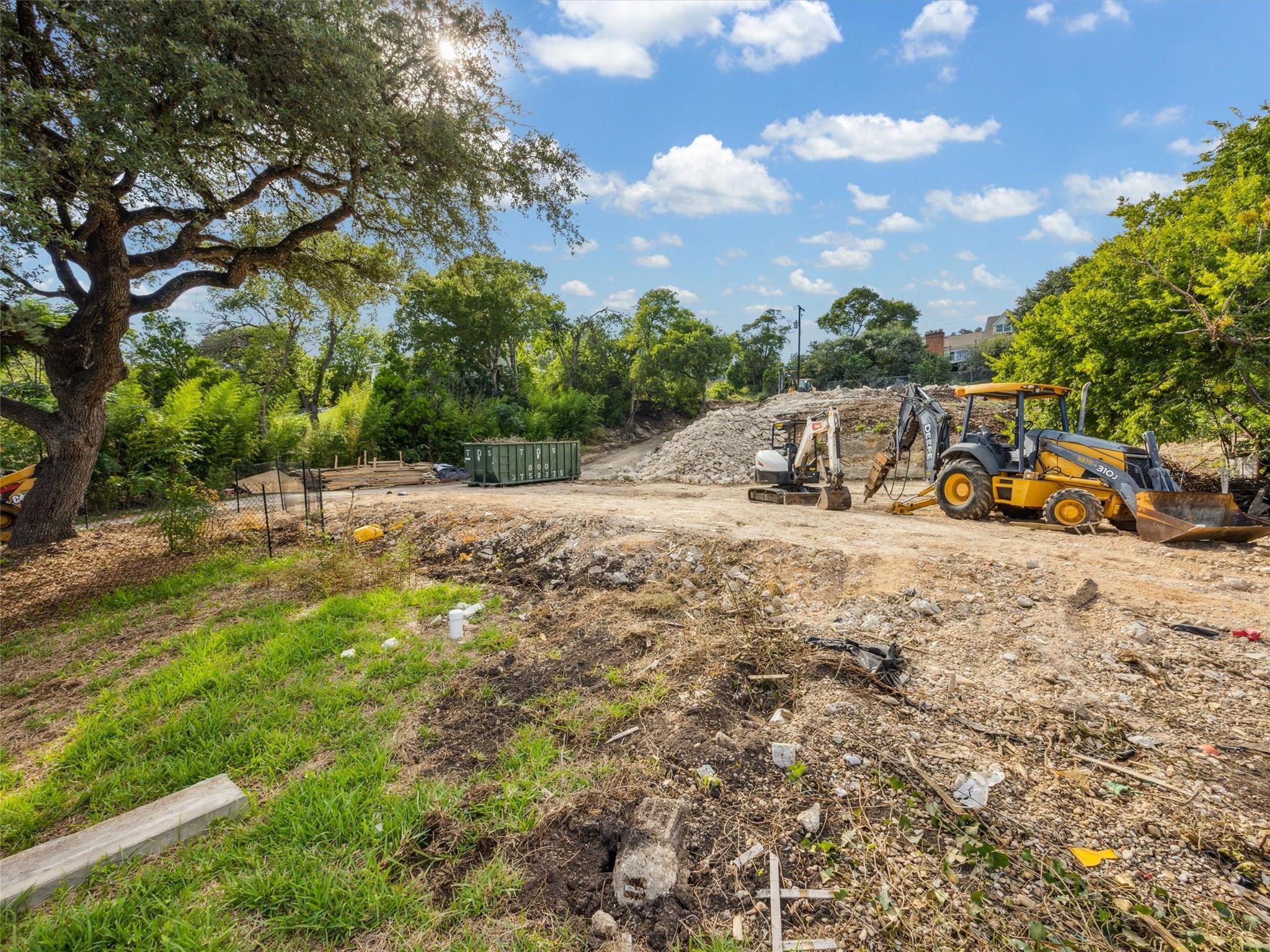 4616 Crestway Drive Austin TX 78731