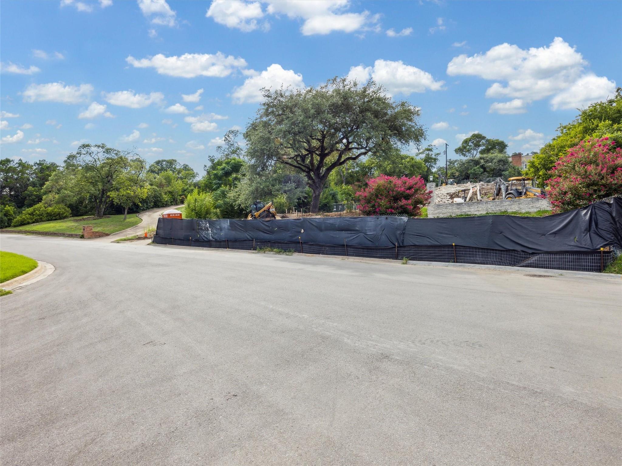 4616 Crestway Drive Austin TX 78731