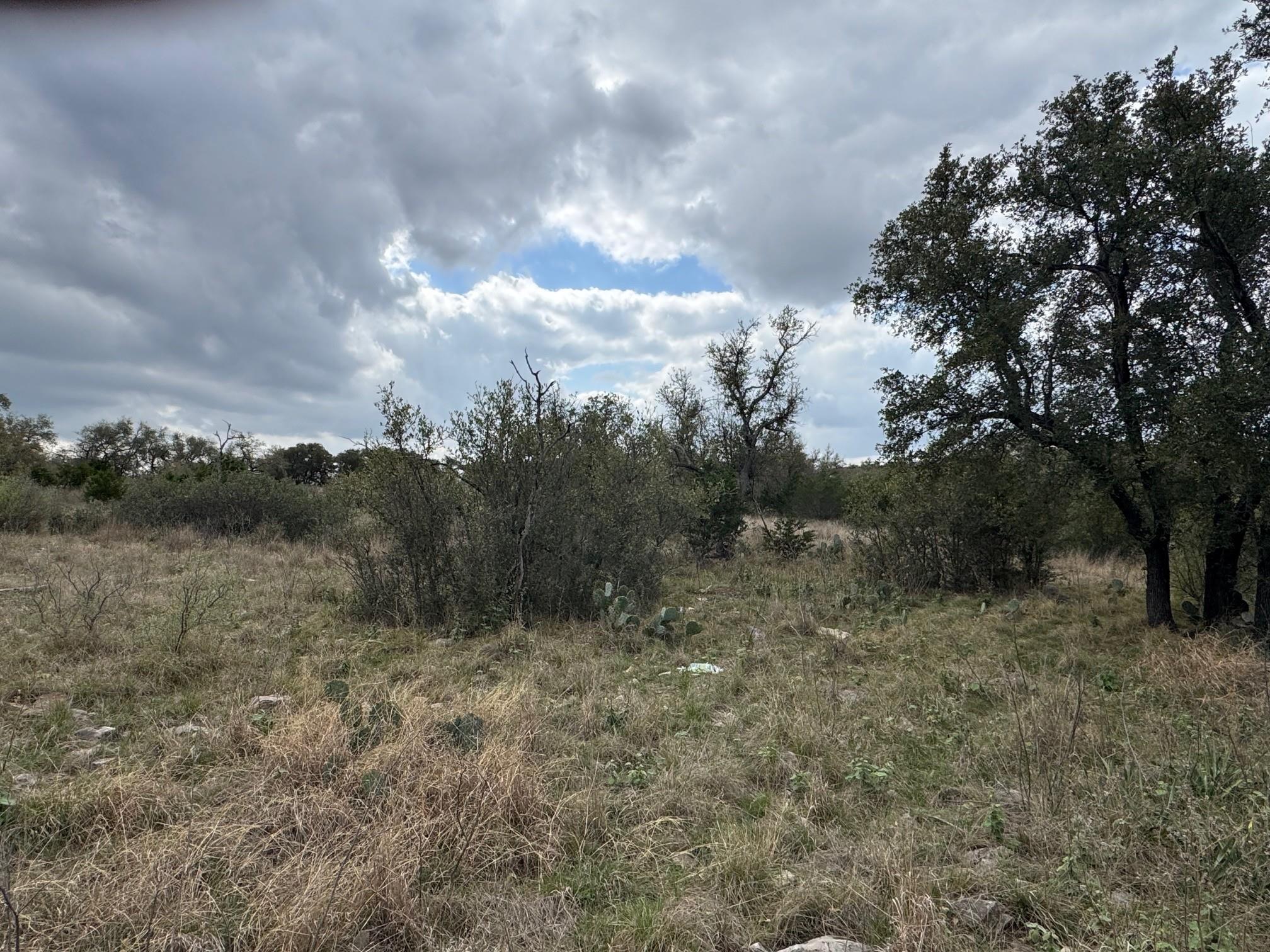 Lot 34 Eagle Feather Kingsland TX 78639