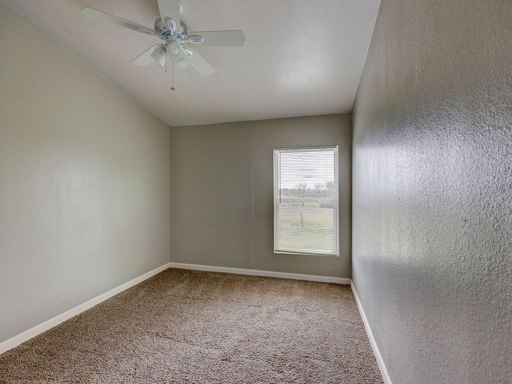 599 Rocky Ridge Lane Luling TX 78648