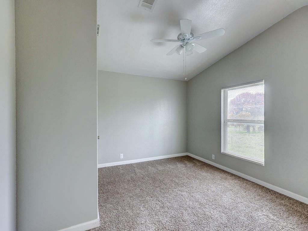 599 Rocky Ridge Lane Luling TX 78648