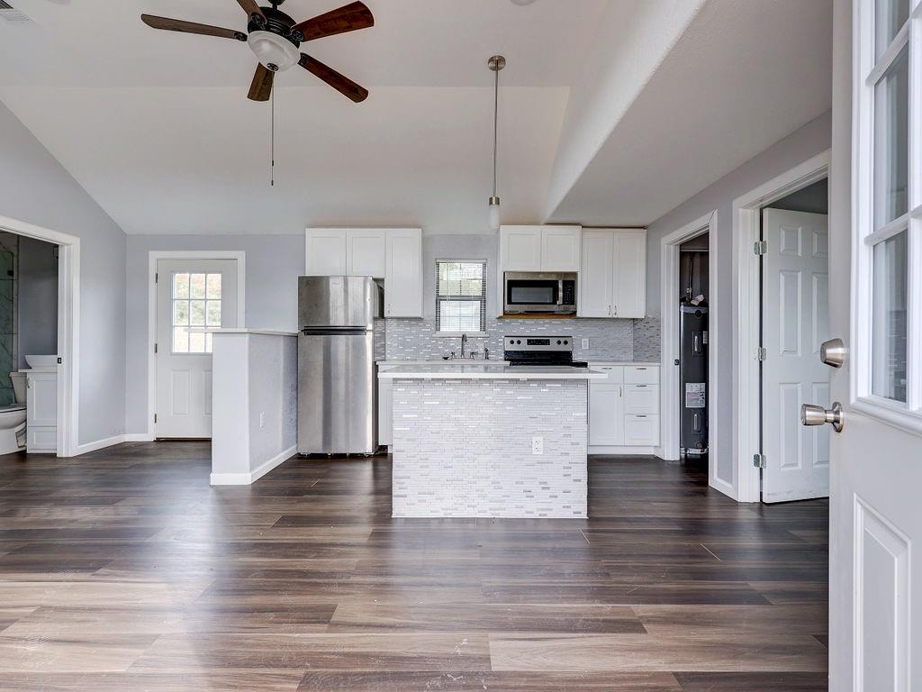 599 Rocky Ridge Lane Luling TX 78648