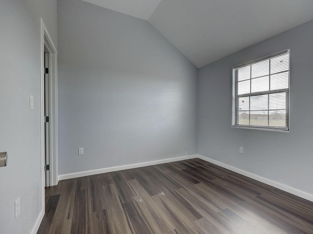 599 Rocky Ridge Lane Luling TX 78648