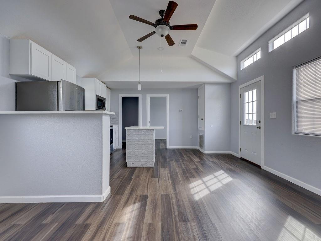 599 Rocky Ridge Lane Luling TX 78648
