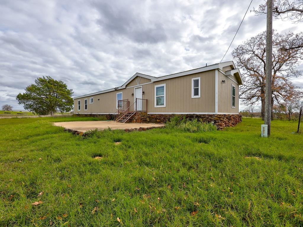599 Rocky Ridge Lane Luling TX 78648