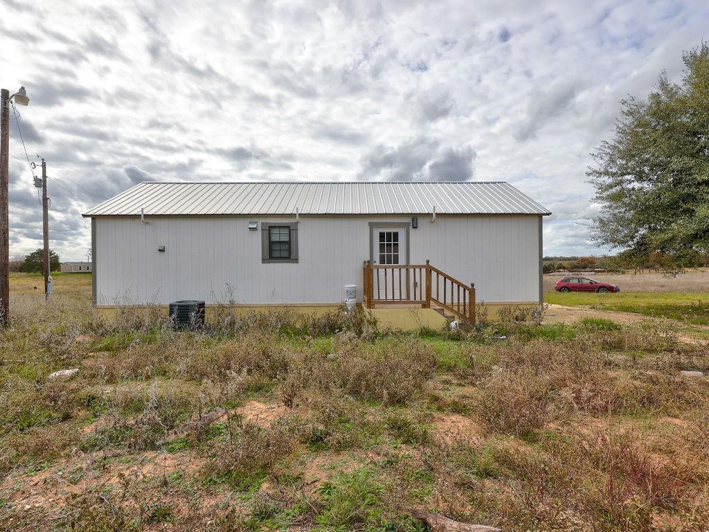 599 Rocky Ridge Lane Luling TX 78648