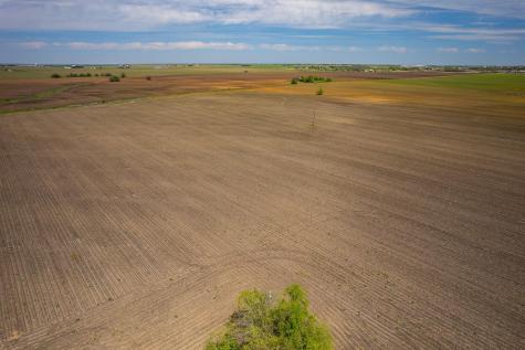 901 County Road 398 Taylor TX 76574