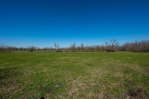 901 County Road 398 Taylor TX 76574