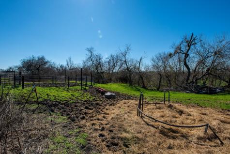 901 County Road 398 Taylor TX 76574