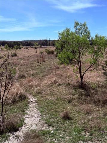 198 Cherry Laurel Lane Lampasas TX 76550