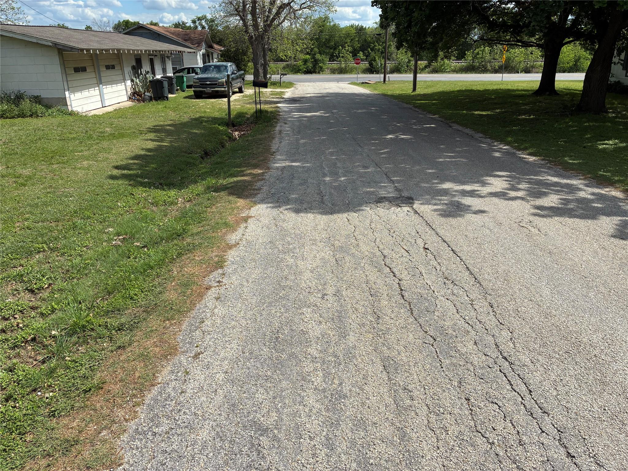 106 N 6th Street Thorndale TX 76577