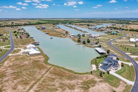 108 River Lakes Lane Martindale TX 78655