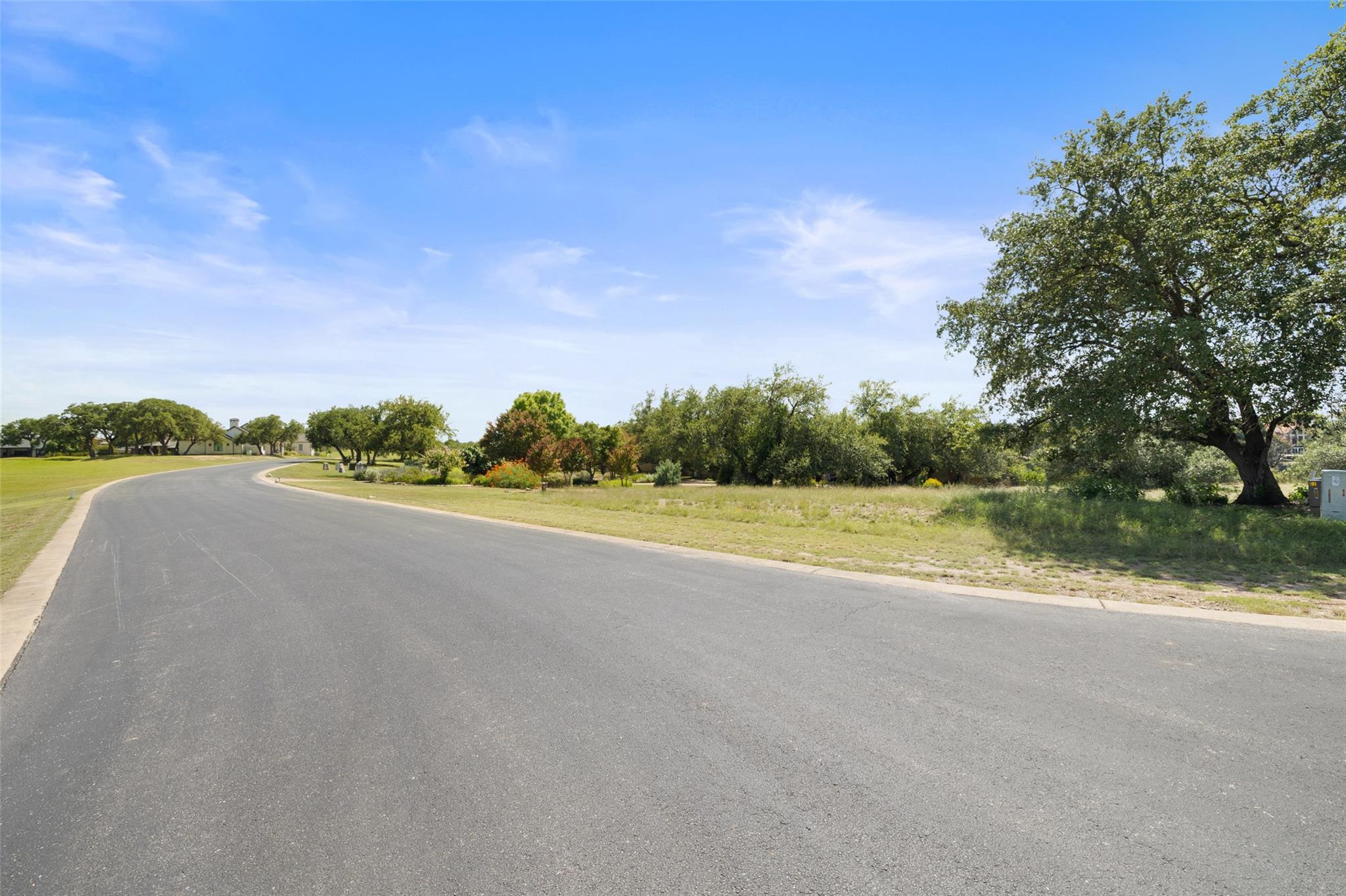 2928 Cliff Overlook Spicewood TX 78669