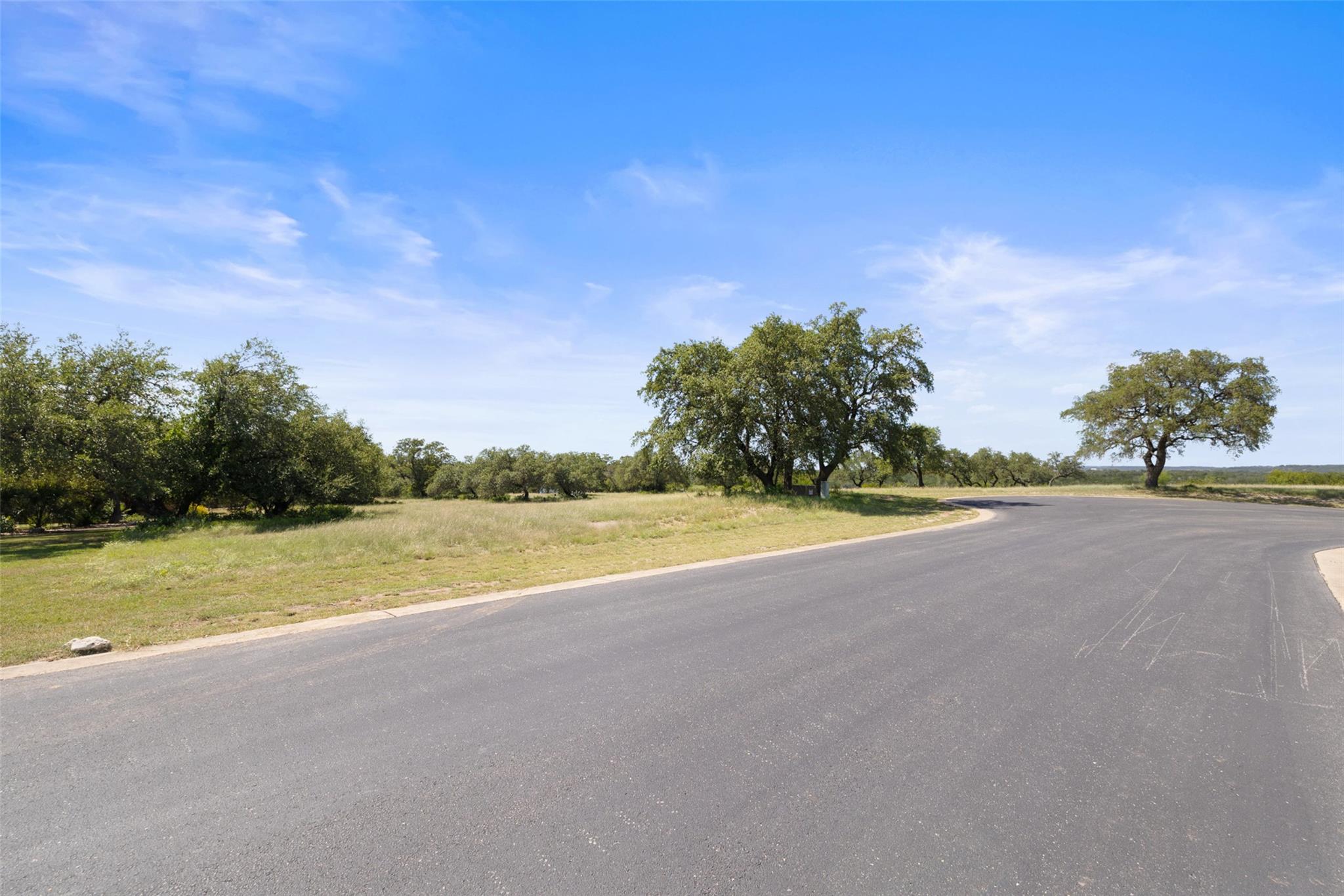 2928 Cliff Overlook Spicewood TX 78669