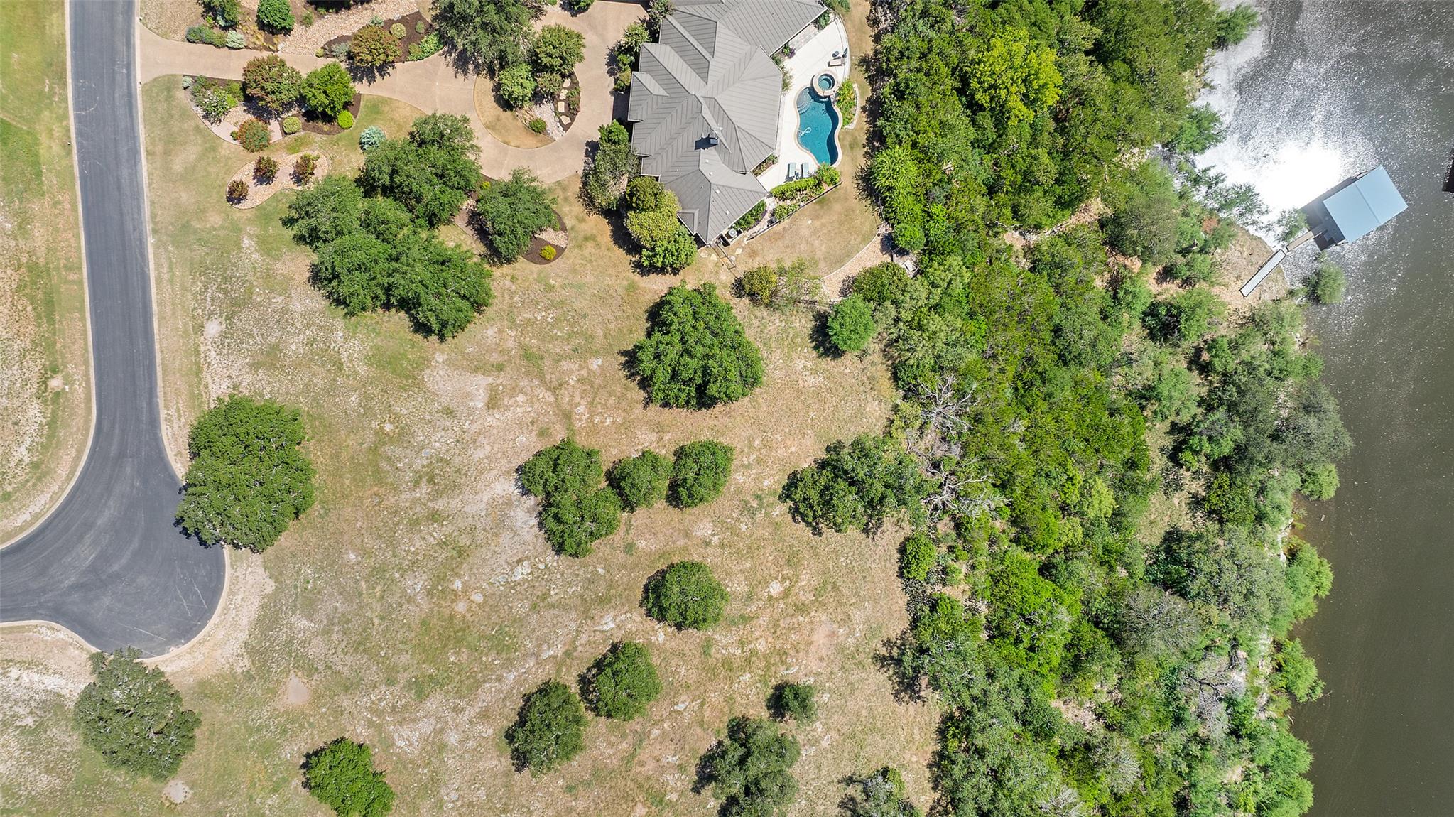 2928 Cliff Overlook Spicewood TX 78669