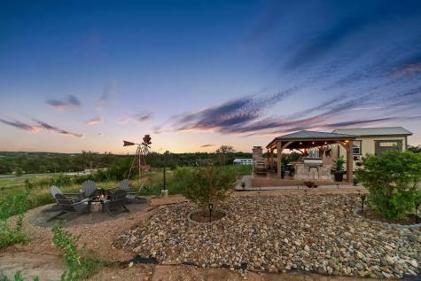 5386 Ranch Road 1376 Road Fredericksburg TX 78624