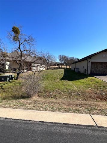 W21017-A Sun Ray Horseshoe Bay TX 78657