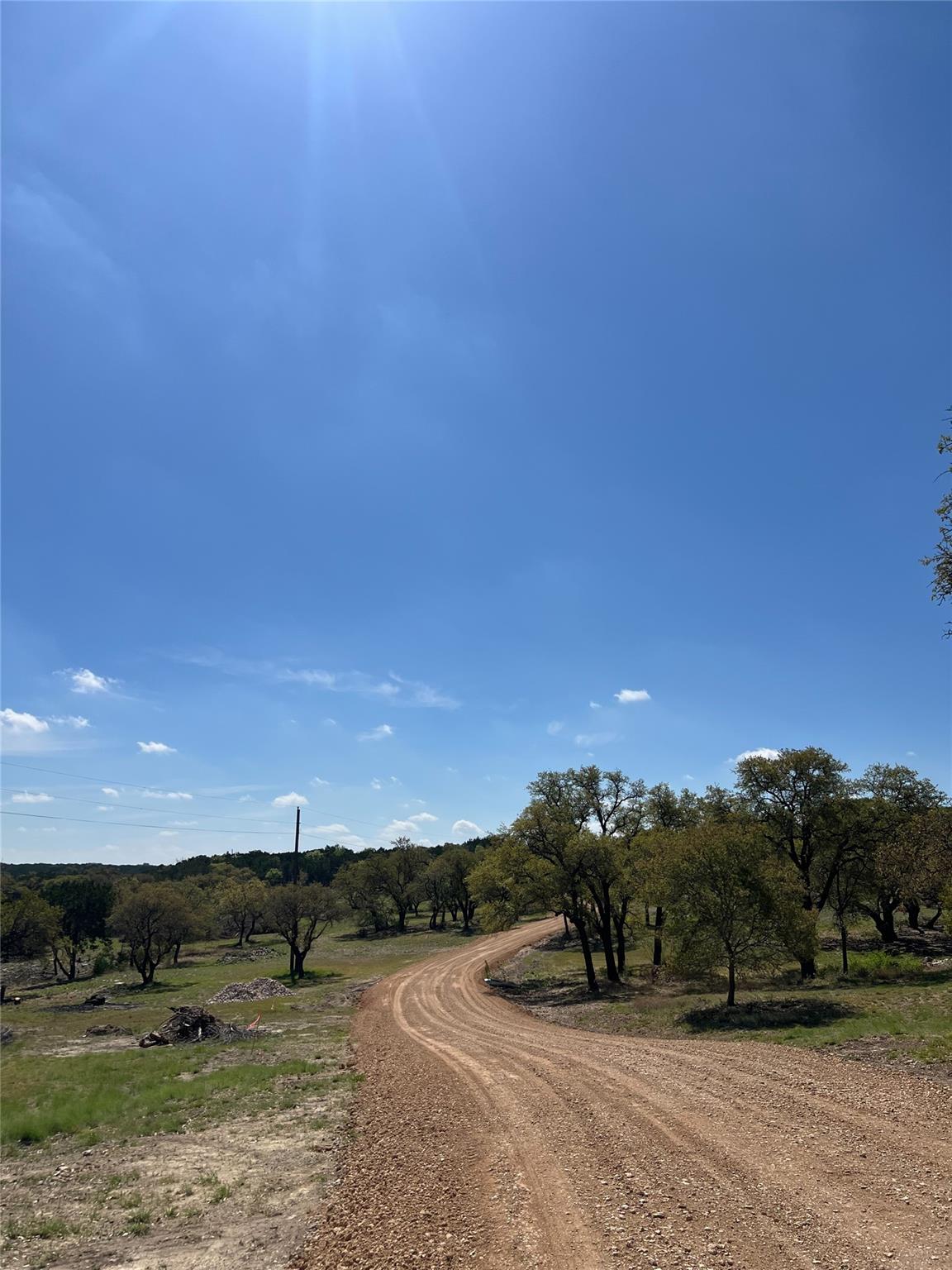 1 Barlow Drive Briggs TX 78608