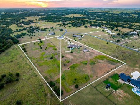 200 Stonehouse Drive Liberty Hill TX 78642