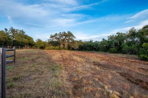 7275 Creek Road Dripping Springs TX 78620