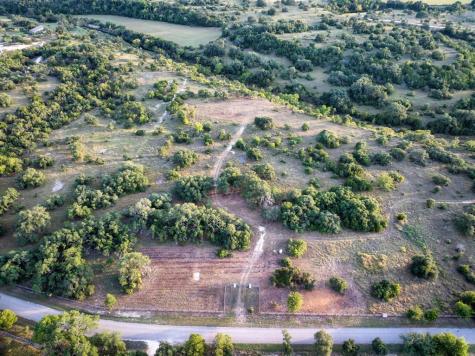 7275 Creek Road Dripping Springs TX 78620