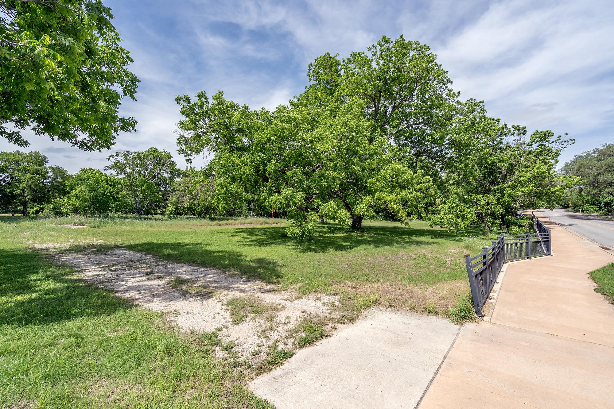700 Main Street Liberty Hill TX 78642