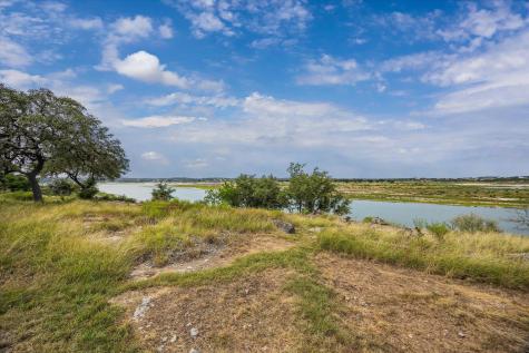 742 Park Shores Canyon Lake TX 78133