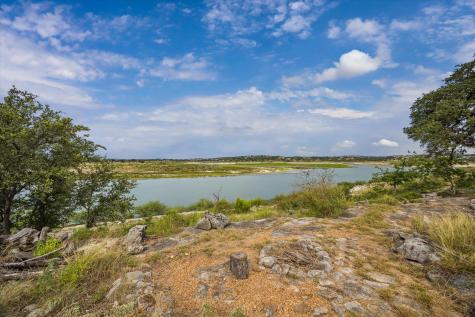 742 Park Shores Canyon Lake TX 78133