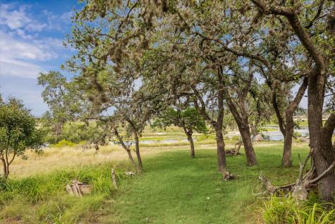 742 Park Shores Canyon Lake TX 78133