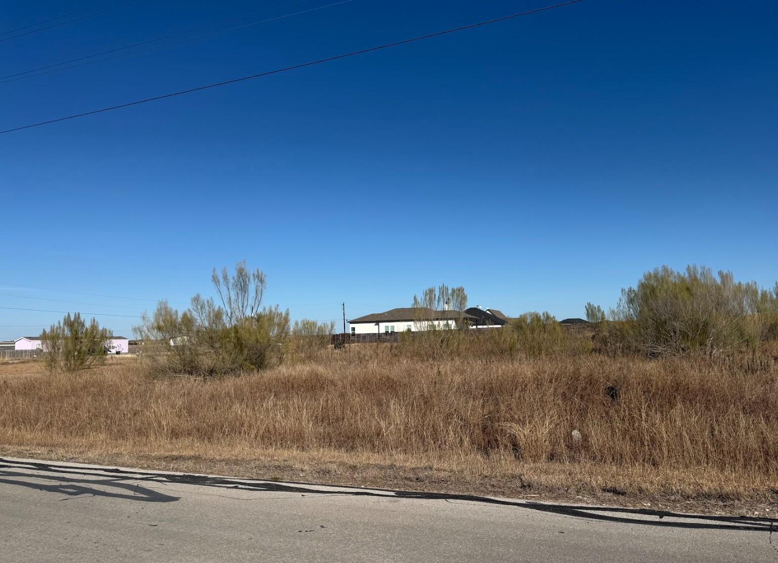 109 Desperado Loop Del Valle TX 78617