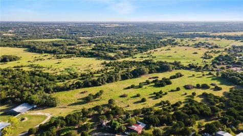 5274 County Road 200 Liberty Hill TX 78642