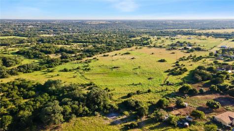 5274 County Road 200 Liberty Hill TX 78642