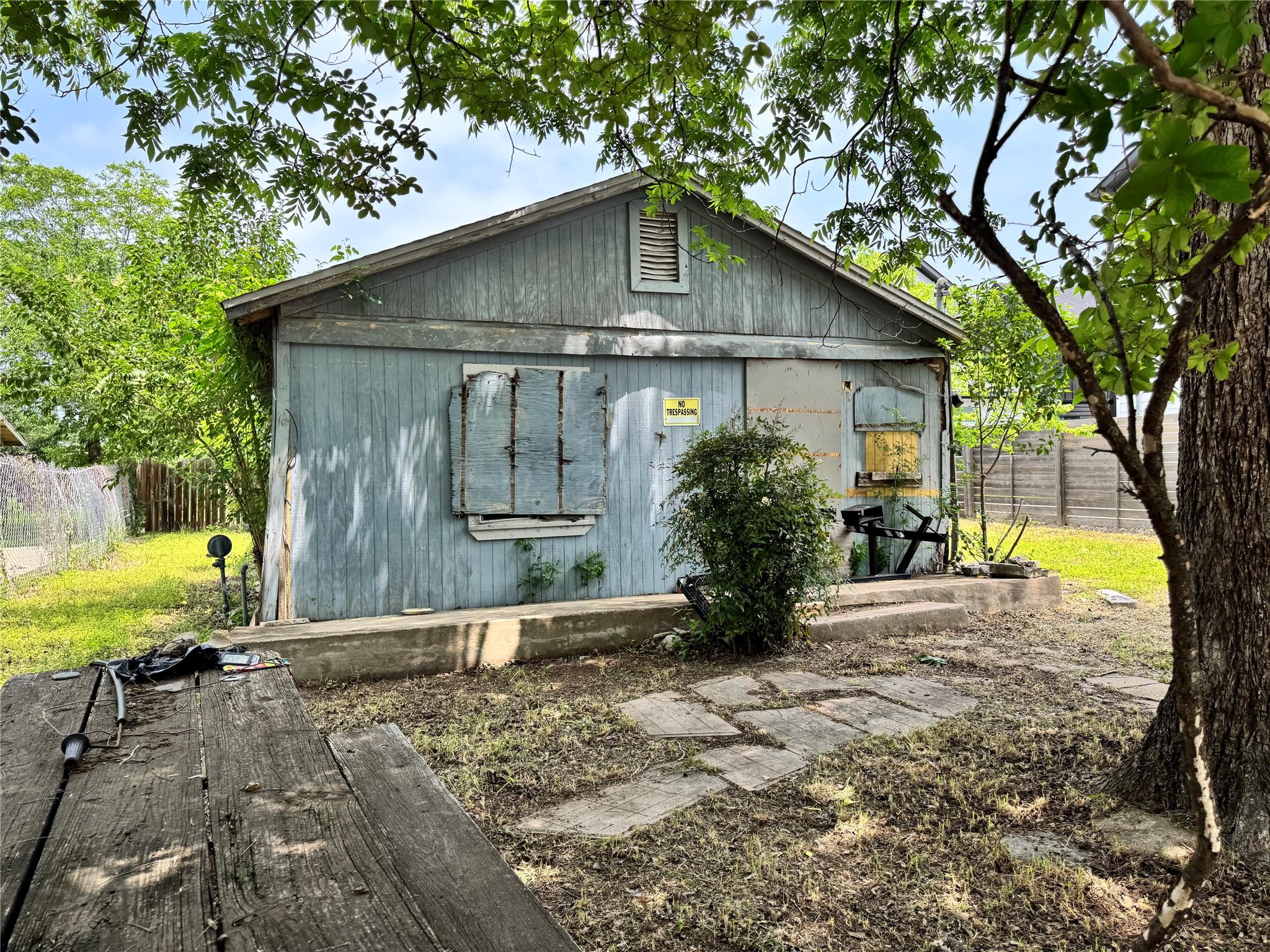 6408 Porter Street Austin TX 78741