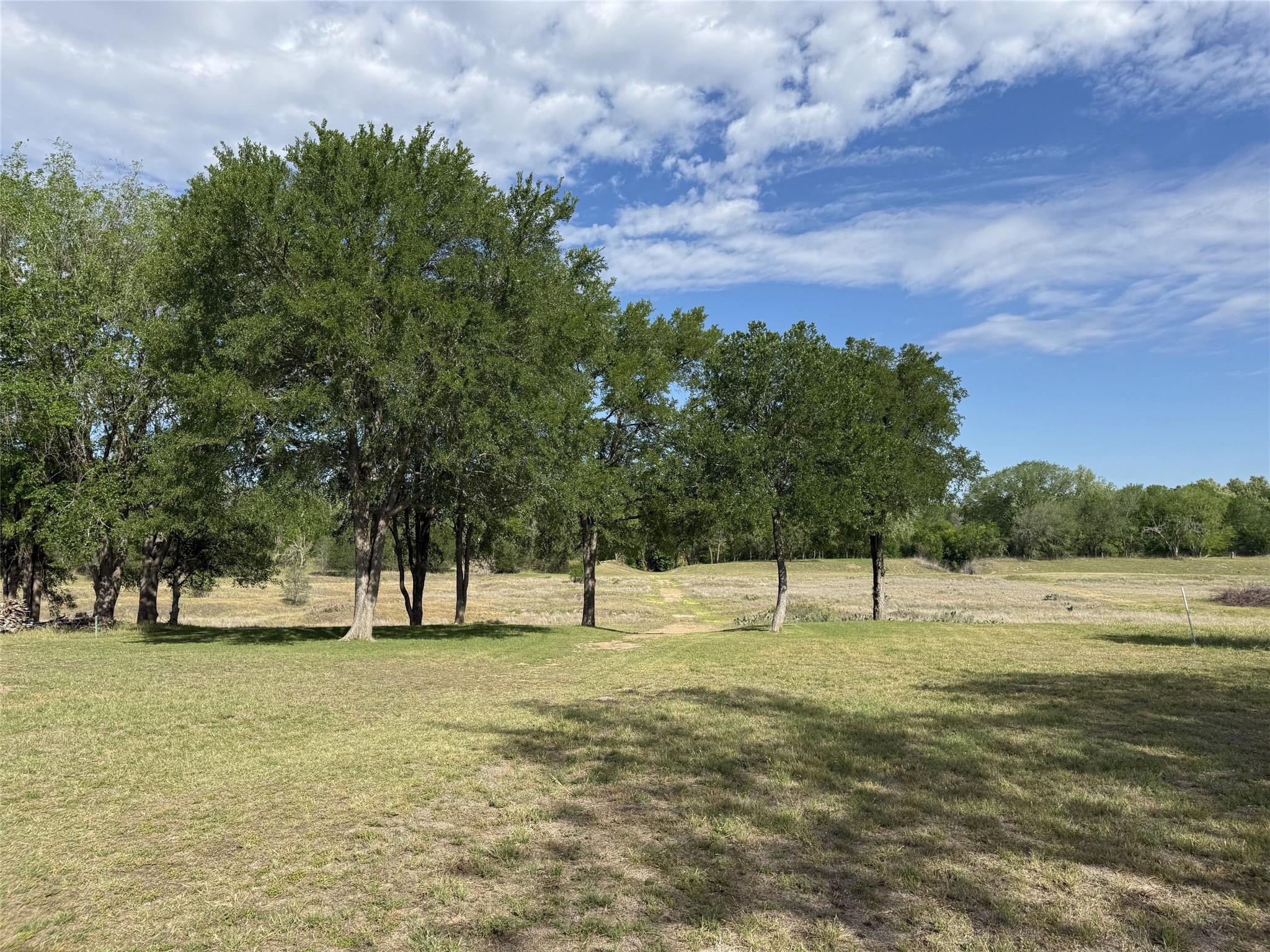 195 Hidden Shores Loop Smithville TX 78957