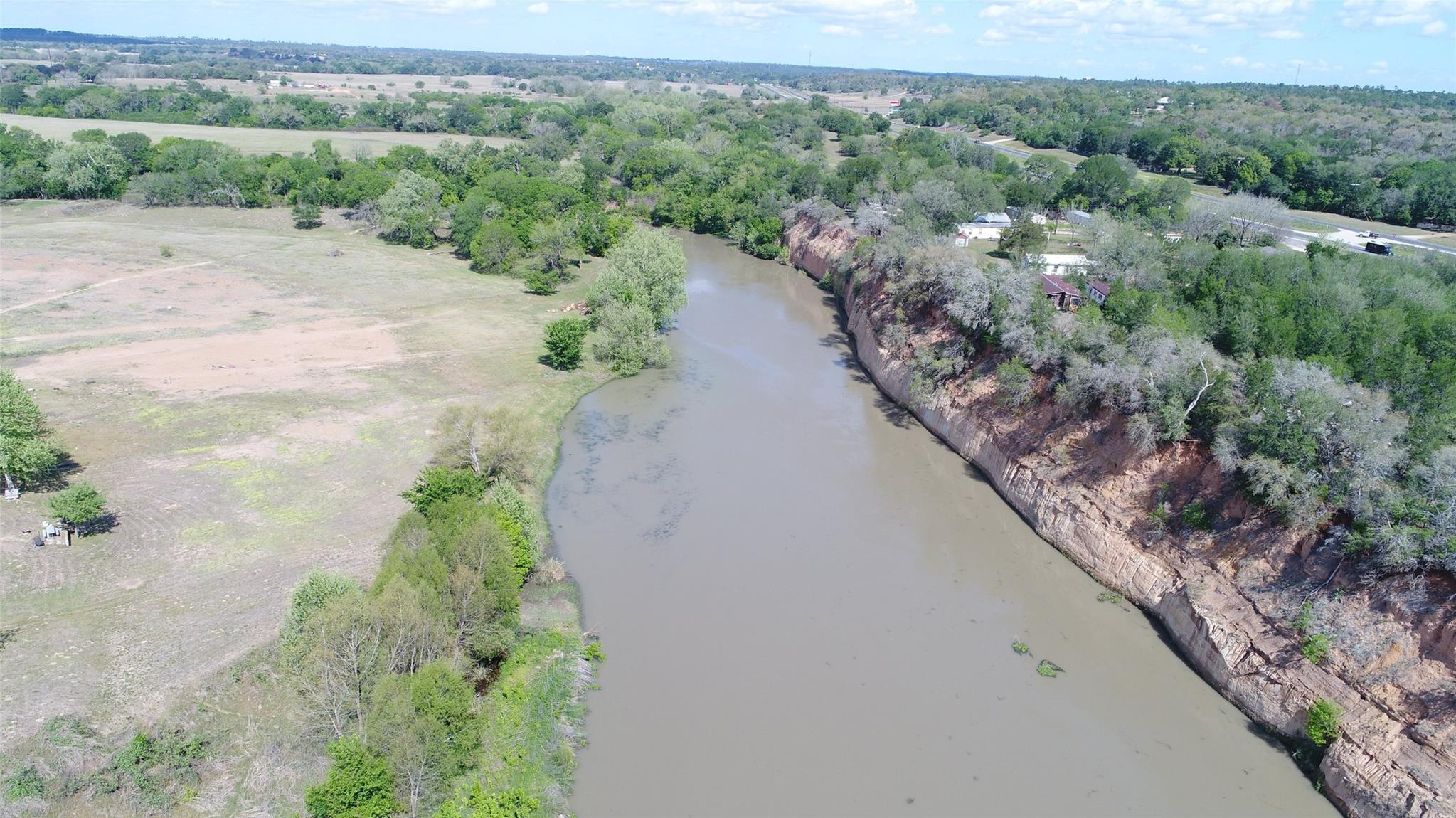 195 Hidden Shores Loop Smithville TX 78957