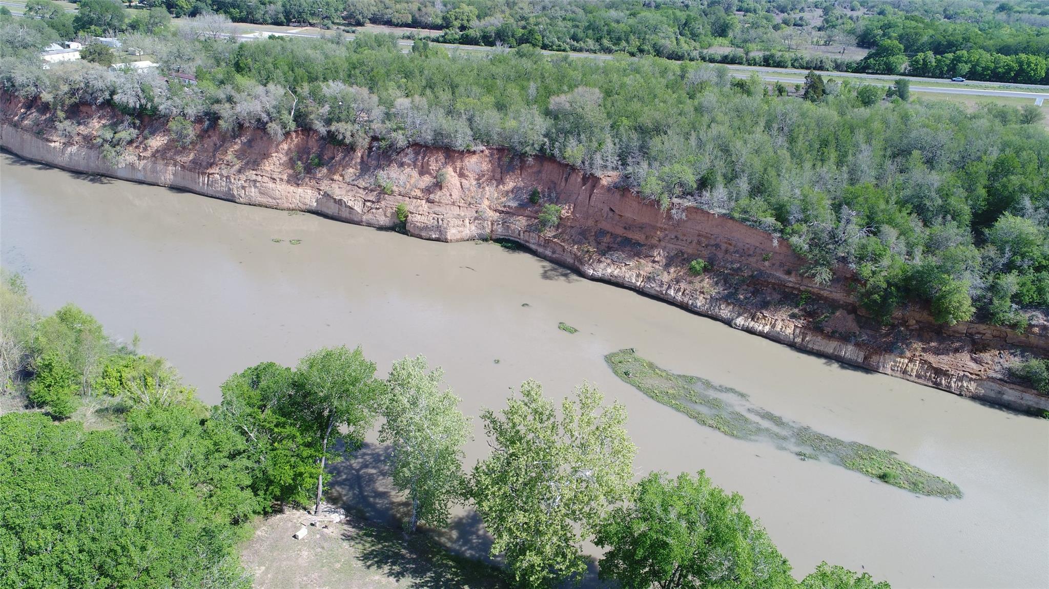 195 Hidden Shores Loop Smithville TX 78957