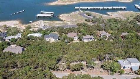 6203 Lakeshore Drive Lago Vista TX 78645