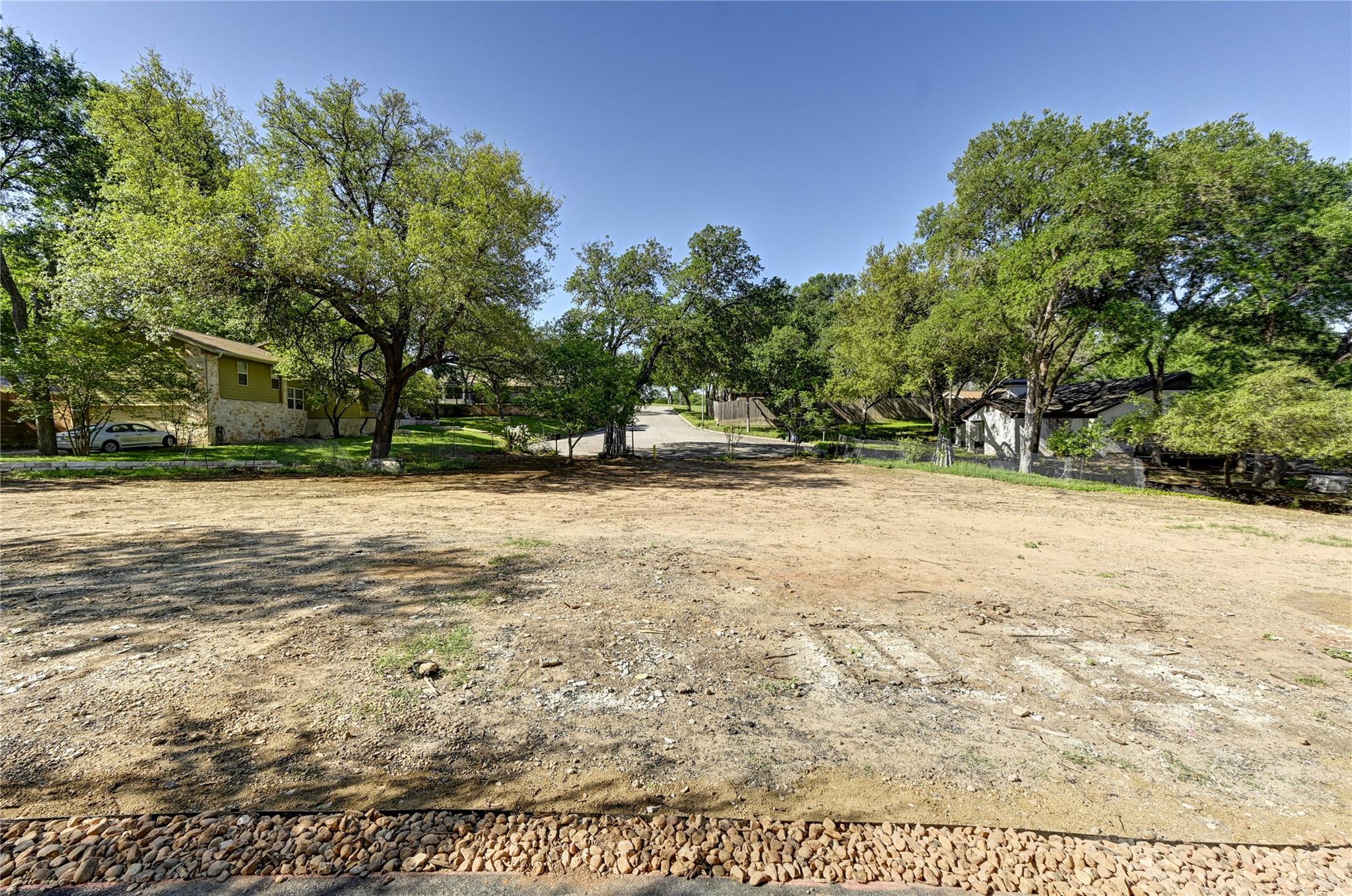 2000-2A Breeze Hollow Austin TX 78741