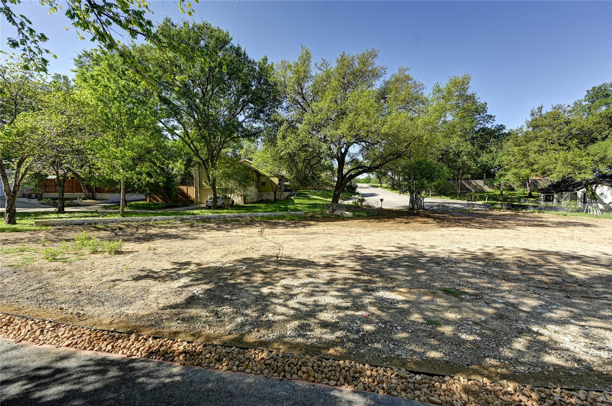 2000-2A Breeze Hollow Austin TX 78741