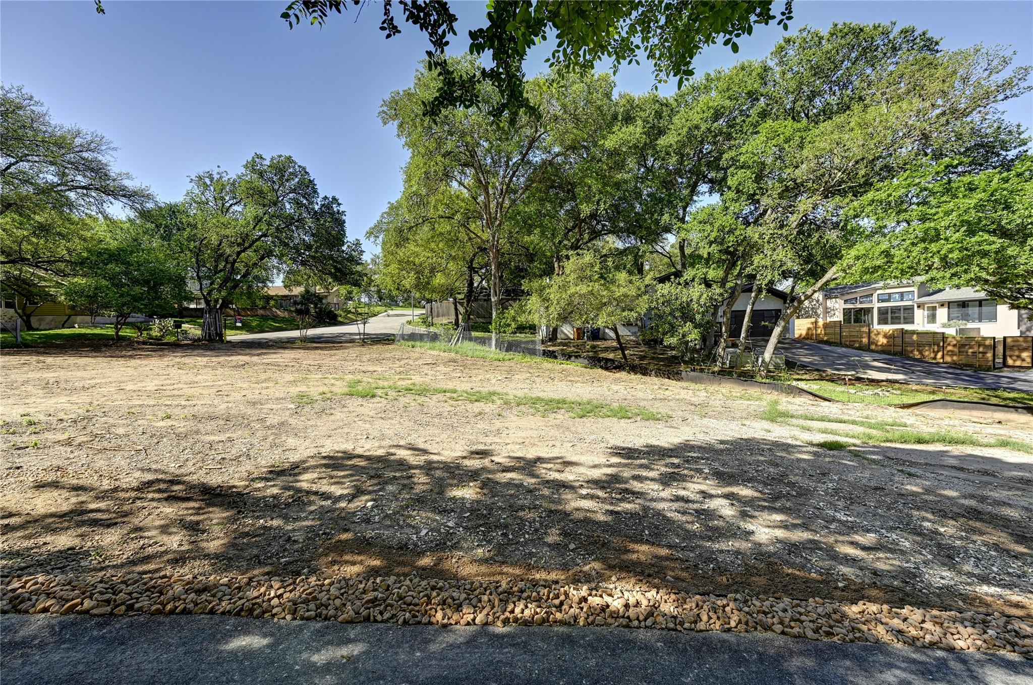 2000-2A Breeze Hollow Austin TX 78741