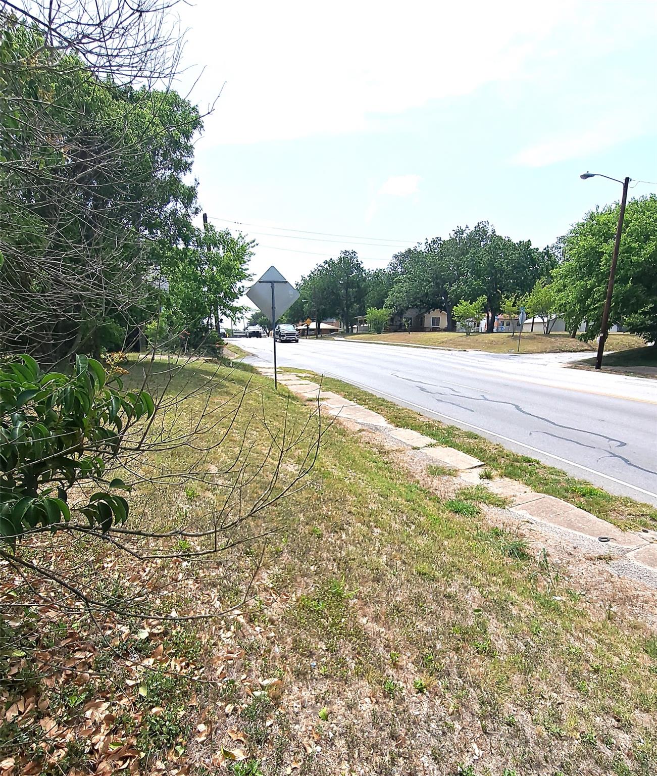 318 Burkett Street Taylor TX 76574