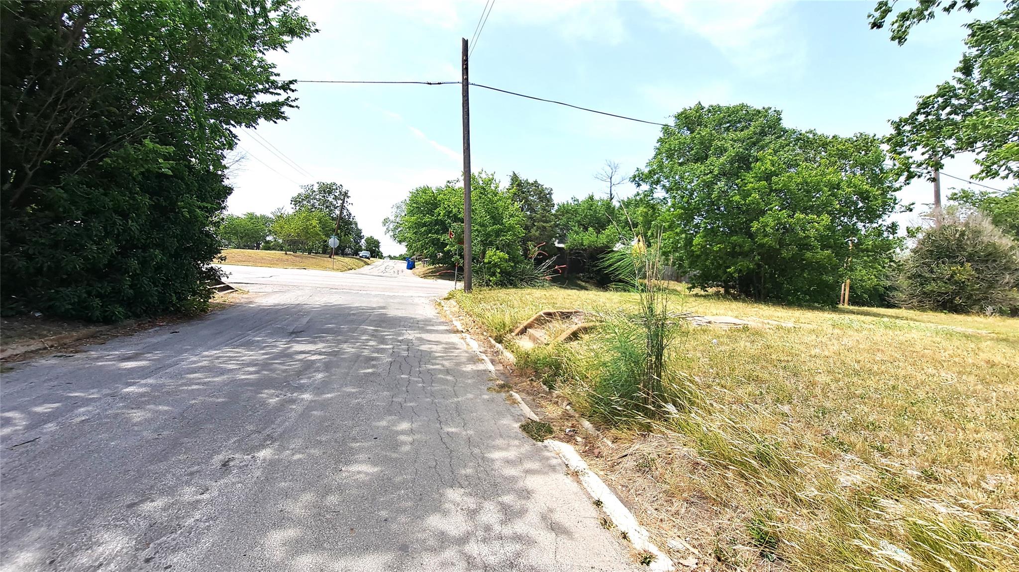 318 Burkett Street Taylor TX 76574