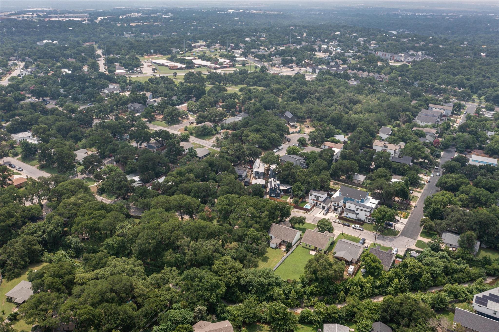 3928 E 16 Street Austin TX 78721
